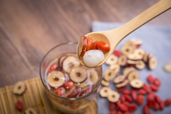 5 Ways Women Can Improve Qi and Blood Deficiency