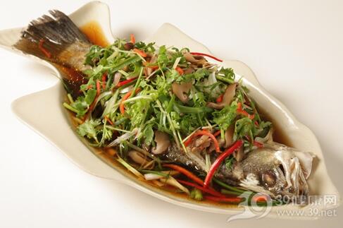 Eat more of these two foods in winter to supplement vitamin D