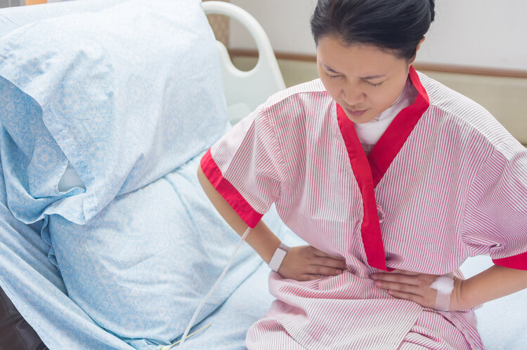 Prevent Stomach Problems: 6 Bad Habits to Quit & 5 Foods to Eat