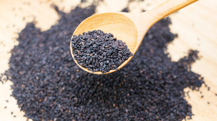 Which is more nutritious: black beans, black rice, or black sesame seeds? Let's find out today!