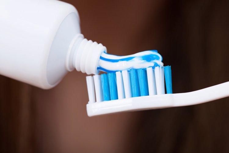 Authoritative research suggests that three types of toothpaste should not be purchased, as they may pose a potential cancer risk. Have you bought any of these?